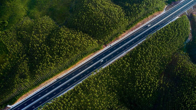 Xu&acirc;n về sớm tr&ecirc;n 3.000 km cao tốc Bắc - Nam- Ảnh 2.