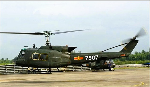 Trực thăng vũ trang của Kh&ocirc;ng qu&acirc;n VN hồi phục UH - 1: Bước ngoặt lịch sử - Ảnh 1.