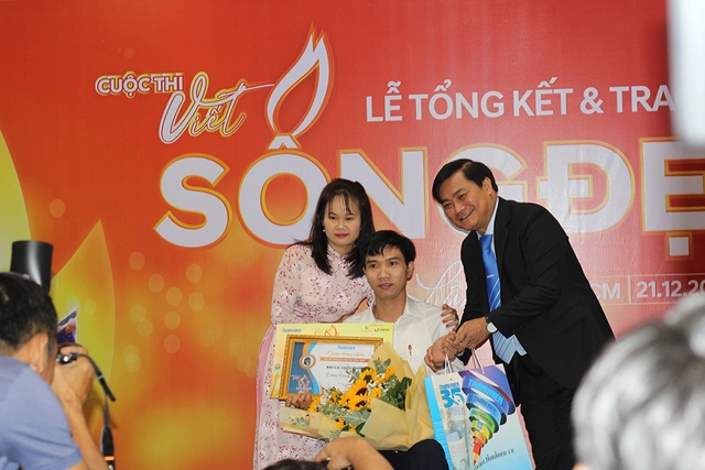 Thanh Ni&ecirc;n v&agrave; t&ocirc;i: Địa hạt gi&uacute;p t&ocirc;i vươn l&ecirc;n v&agrave; lan tỏa điều tử tế - Ảnh 1.