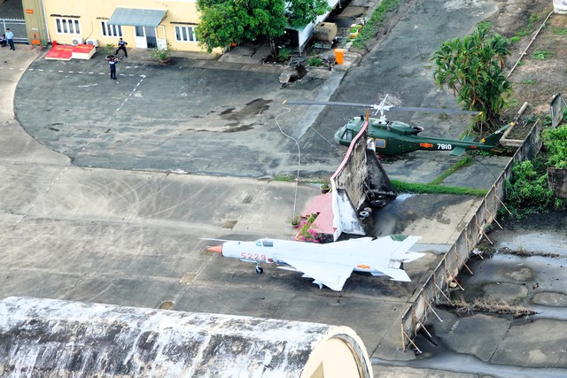 Trực thăng vũ trang của Kh&ocirc;ng qu&acirc;n VN hồi phục UH - 1: Bước ngoặt lịch sử - Ảnh 4.