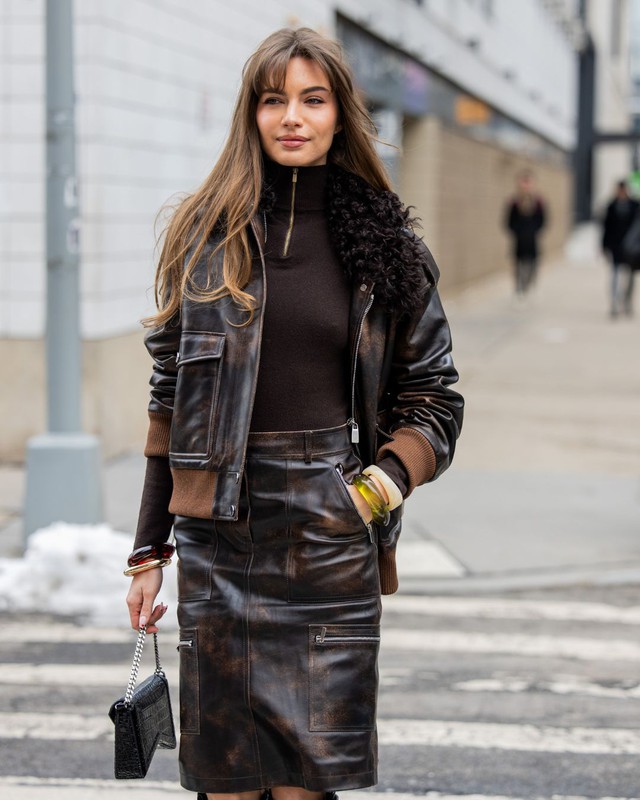 Áo len kéo khóa, nét thanh lịch từ cô gái thành thị- Ảnh 5.