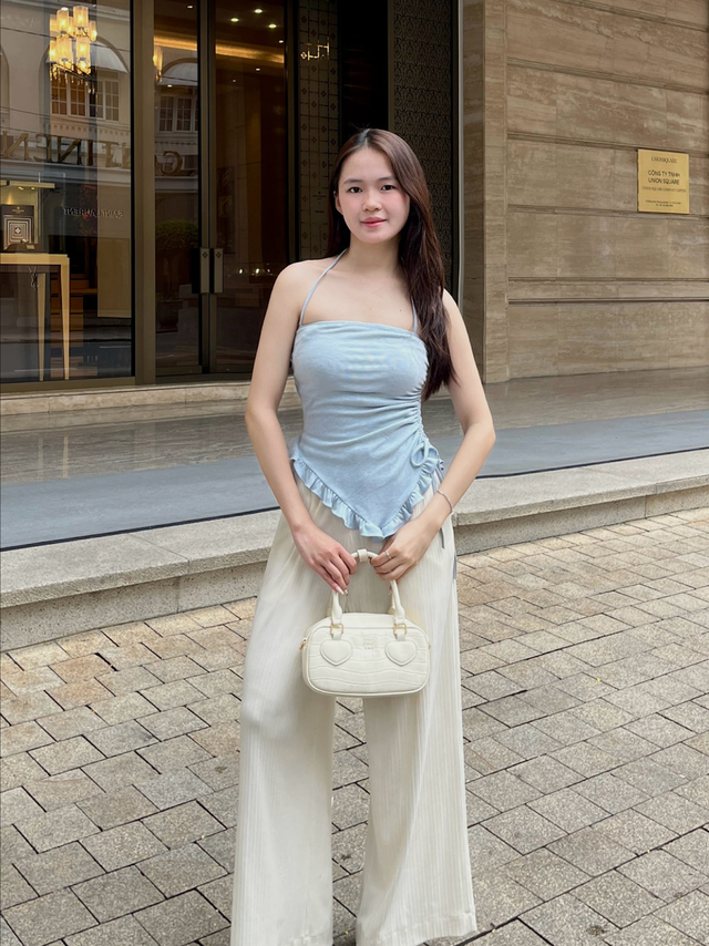 Áo vạt chéo, điểm nhấn phá cách khoe trọn vòng eo- Ảnh 5.