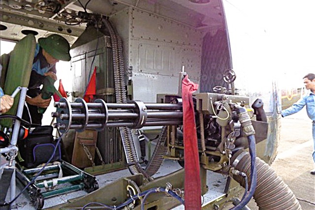 Trực thăng vũ trang của Kh&ocirc;ng qu&acirc;n VN hồi phục UH - 1: Bước ngoặt lịch sử - Ảnh 7.