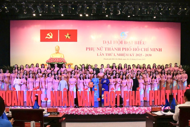 B&agrave; V&otilde; Ngọc Thanh Tr&uacute;c giữ chức Chủ tịch Hội Li&ecirc;n hiệp Phụ nữ TP.HCM- Ảnh 2.