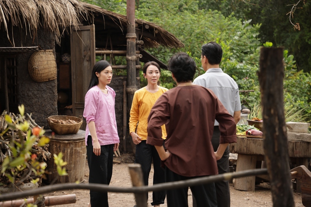 Thu Trang n&oacute;i về tin đồn kh&ocirc;ng ra phim dịp tết v&igrave; ngại &lsquo;đụng&rsquo; Trấn Th&agrave;nh  - Ảnh 3.