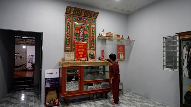 Tuổi gi&agrave; đau yếu với mong ước căn nh&agrave; kh&ocirc;ng dột n&aacute;t - Ảnh 3.