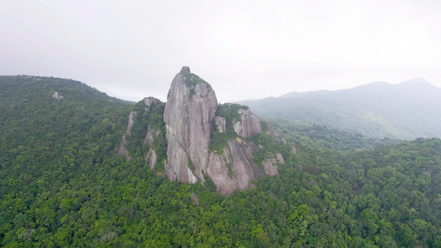 Gia Lai đầu tư 125 tỉ đồng l&agrave;m đường kết nối th&aacute;p Chăm H&ograve;n Chu&ocirc;ng - Ảnh 1.