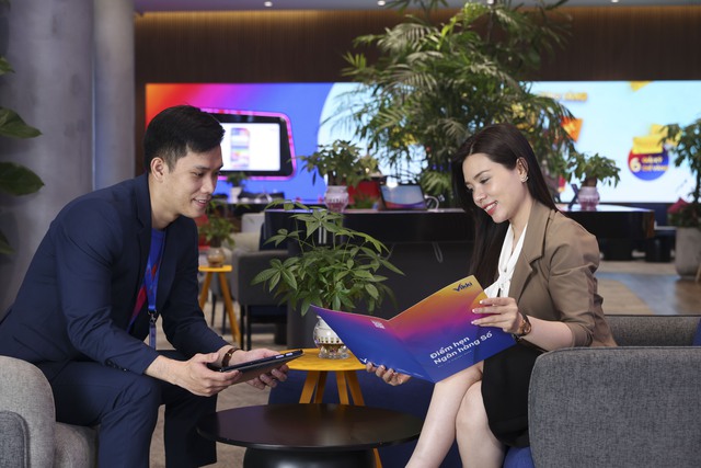 Vikki Bank hỗ trợ t&agrave;i ch&iacute;nh cho b&agrave; con v&ugrave;ng lũ- Ảnh 2.