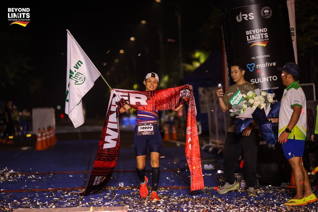 Giải chạy li&ecirc;n tục 24 giờ kh&ocirc;ng nghỉ, chinh phục 215 km với cự ly si&ecirc;u d&agrave;i- Ảnh 4.