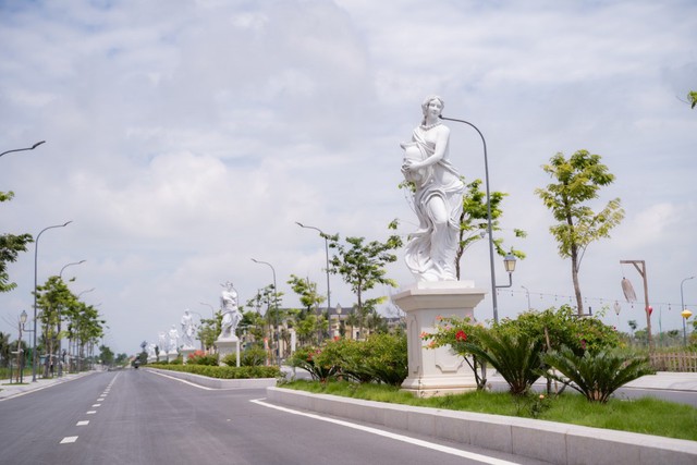 Cao tốc mở rộng, đ&ocirc; thị thức giấc: Thủ Thừa đ&oacute;n l&agrave;n s&oacute;ng an cư, đầu tư - Ảnh 1.