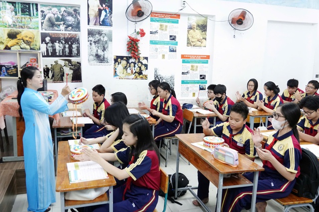 TP.HCM trả lương dạy th&ecirc;m giờ cho gi&aacute;o vi&ecirc;n bằng 150% ch&iacute;nh kh&oacute;a - Ảnh 3.