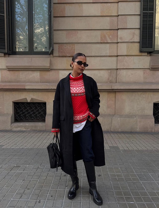 Sắc đỏ là điểm nhấn hoàn hảo cho trang phục mùa cuối năm- Ảnh 8.