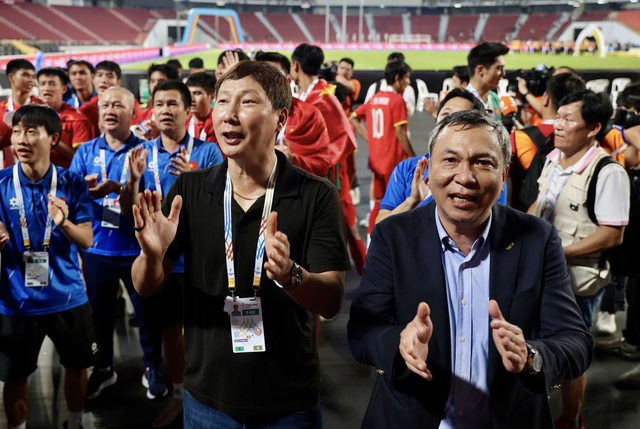 Chủ tịch VFF lần đầu nhắc đến hợp đồng với HLV Kim Sang-sik: 'Mục ti&ecirc;u l&agrave;...'- Ảnh 1.