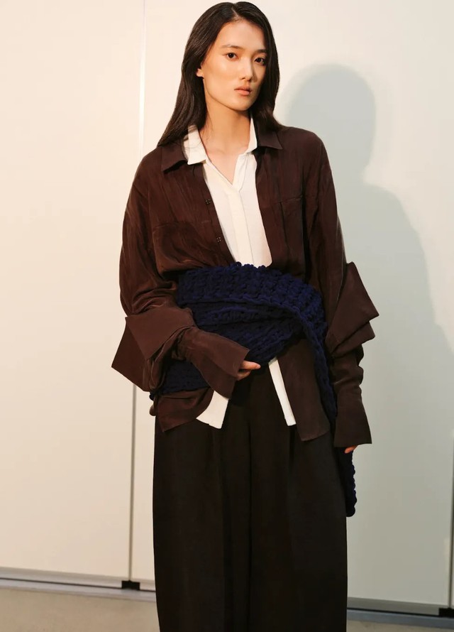 Khi thời trang, nghệ thuật thị gi&aacute;c v&agrave; tr&igrave;nh diễn c&ugrave;ng chuyển động- Ảnh 2.