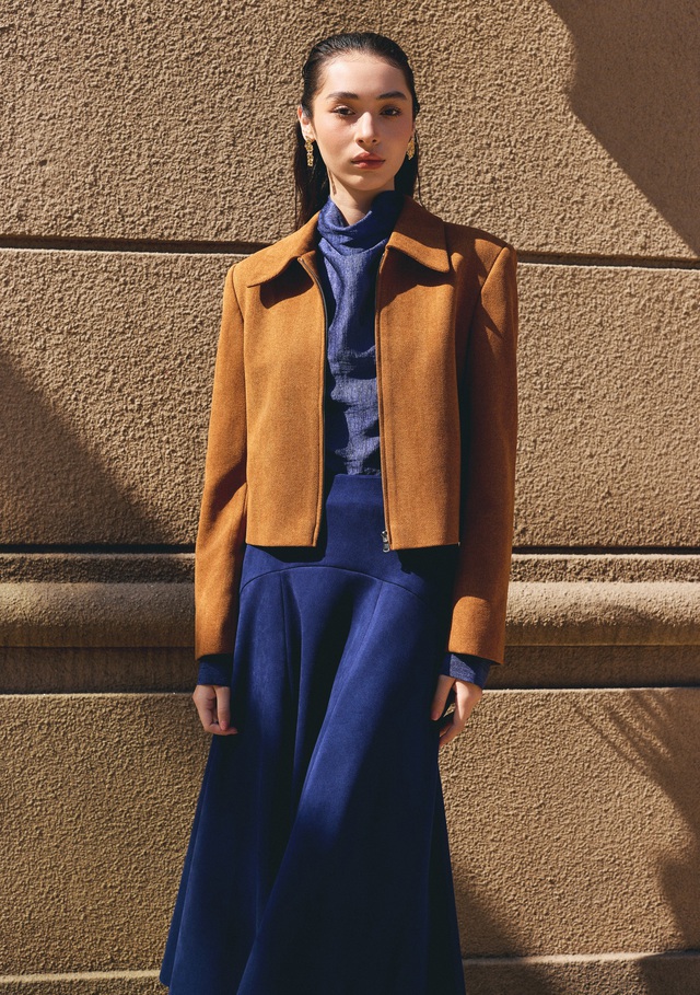 Phối áo khoác ngày đông cùng quần ống rộng và váy dài- Ảnh 9.