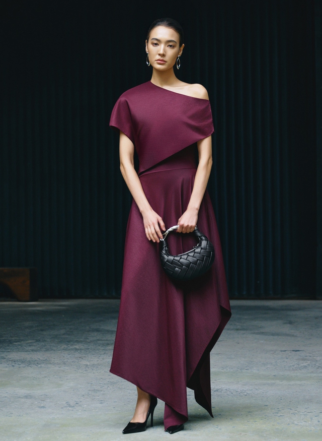 Chân váy dáng dài phối kiểu gì cũng đẹp- Ảnh 5. Chân váy dáng dài phối kiểu gì cũng đẹp- Ảnh 5.