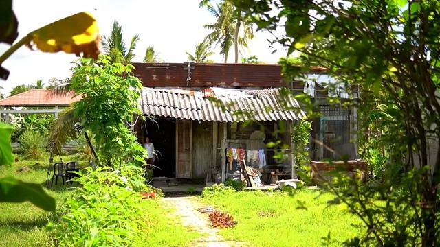 U60 đơn th&acirc;n sống nơm nớp trong căn nh&agrave; chờ sập- Ảnh 1.