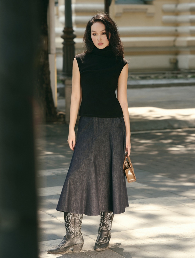 Váy denim, áo khoác jean, lựa chọn thông minh cho những ngày cuối đông- Ảnh 3.