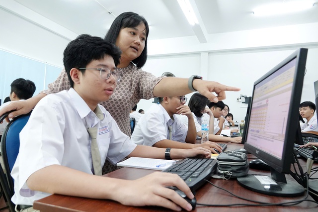 TP.HCM trả lương dạy th&ecirc;m giờ cho gi&aacute;o vi&ecirc;n bằng 150% ch&iacute;nh kh&oacute;a - Ảnh 2.