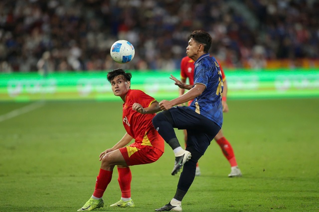 Nỗi đau thua U.22 Việt Nam chưa ngu&ocirc;i, Th&aacute;i Lan đến VCK ch&acirc;u &Aacute; trong khủng hoảng- Ảnh 1.