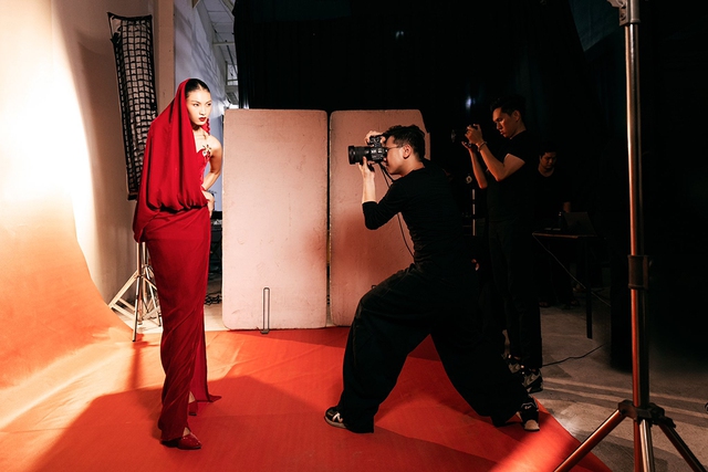 &Aacute;p lực chụp ảnh người nổi tiếng- Ảnh 1.