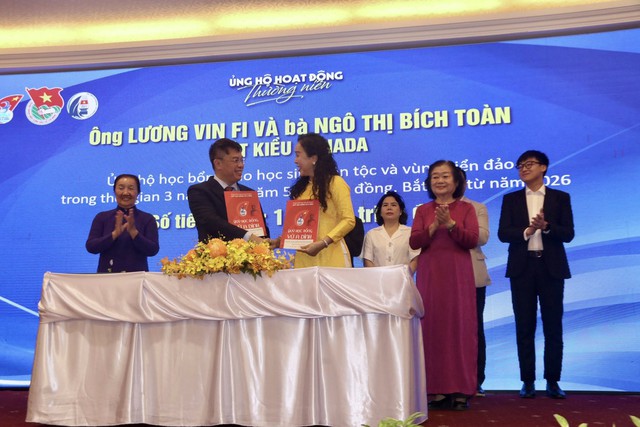 Hơn 52 tỉ đồng hỗ trợ cho c&aacute;c dự &aacute;n của Quỹ học bổng Vừ A D&iacute;nh - Ảnh 1.