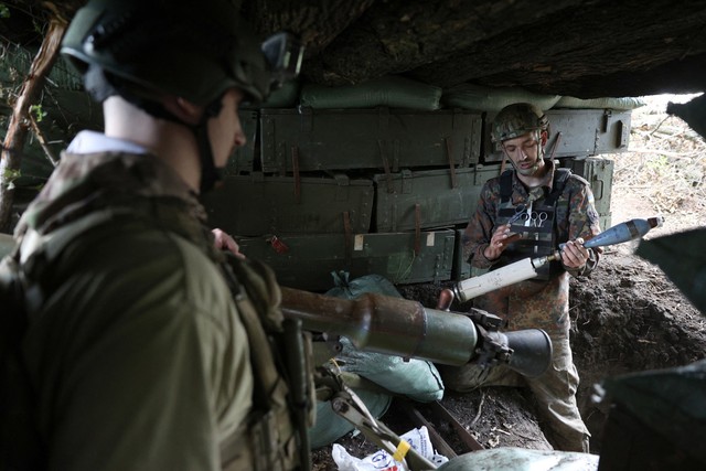 Chiến sự Ukraine ng&agrave;y 1.400:  Kyiv &lsquo;thất thủ&rsquo; tại Siversk, nhận tr&aacute;ch nhiệm đ&aacute;nh bom Moscow - Ảnh 1.