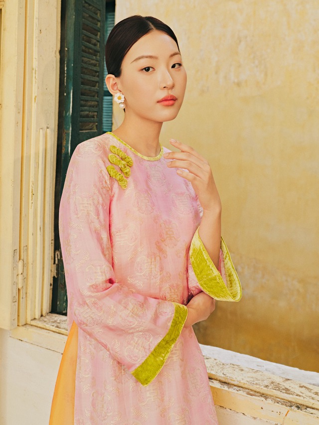 Áo dài cách tân, ứng viên nổi bật cho bộ ảnh tết đẹp ngất ngây- Ảnh 12.