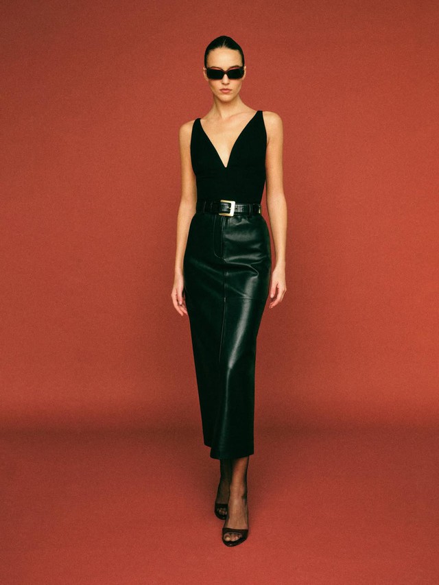 Cuối đông, thời điểm tuyệt nhất để diện áo khoác da, chân váy da - Ảnh 6.