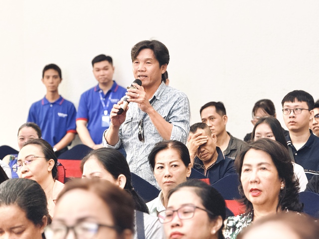 Thu&ecirc; sạp, tiểu thương chợ Bến Th&agrave;nh kh&ocirc;ng biết k&ecirc; khai thuế từ 1.1.2026 thế n&agrave;o - Ảnh 4.