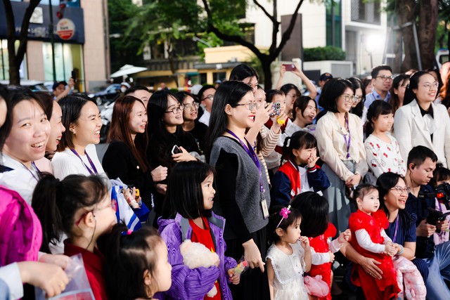 TPBank thắp s&aacute;ng Gi&aacute;ng sinh bằng trải nghiệm số v&agrave; những khoảnh khắc gần gũi - Ảnh 3.