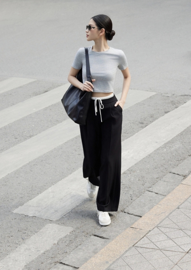 Những bản phối với áo crop top 'bất bại'- Ảnh 4.