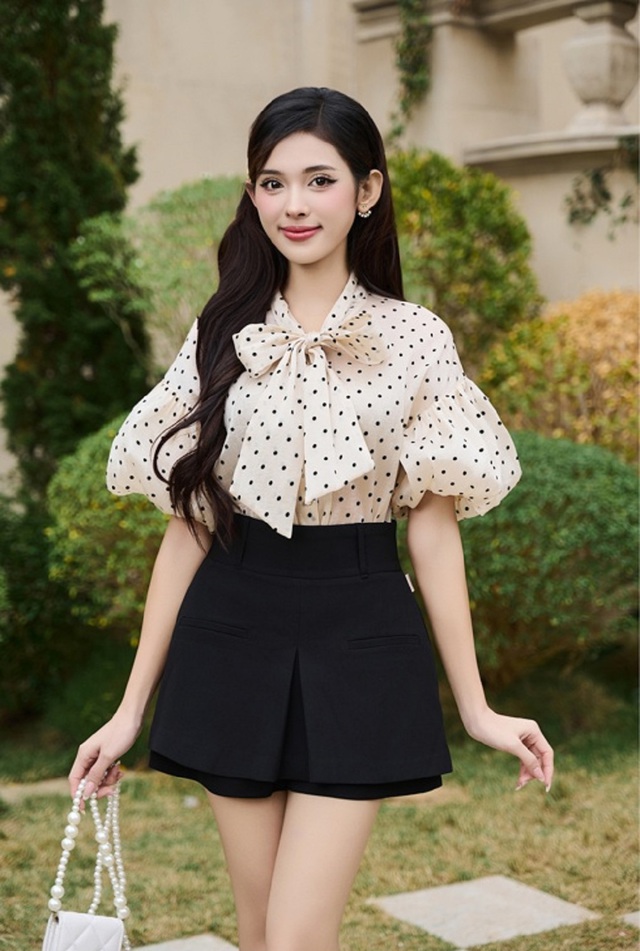 Thời trang 24 / 7: Chấm bi tinh tế cho phong cách dạo phố đầy cuốn hút - Ảnh 4.