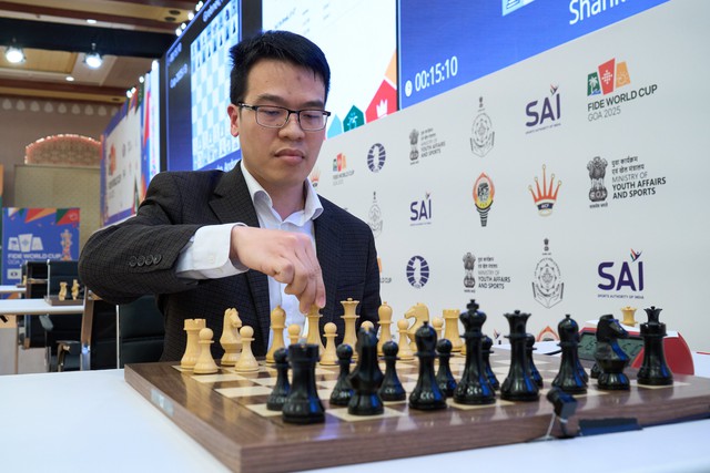 Lê Quang Liêm xuất trận chinh phục giải cờ vua nhanh, cờ chớp thế giới 2025- Ảnh 1.