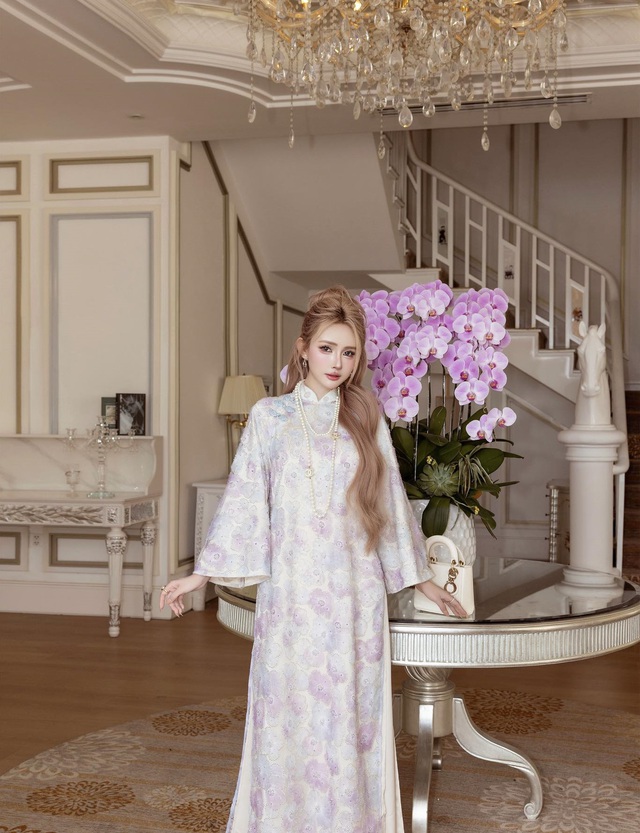 Khi áo dài truyền thống khoác lên 'hơi thở' đương đại - Ảnh 4.