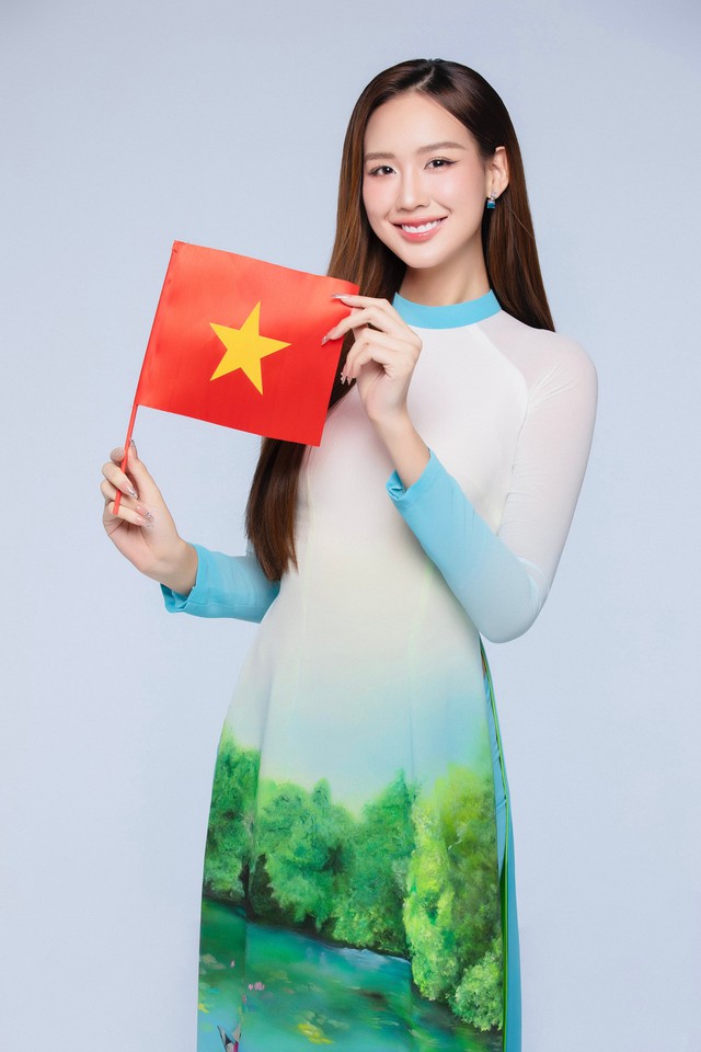 Hoa hậu Bảo Ngọc, ca sĩ Duy&ecirc;n Quỳnh&hellip; được tuy&ecirc;n dương C&ocirc;ng d&acirc;n trẻ ti&ecirc;u biểu TP.HCM - Ảnh 12.