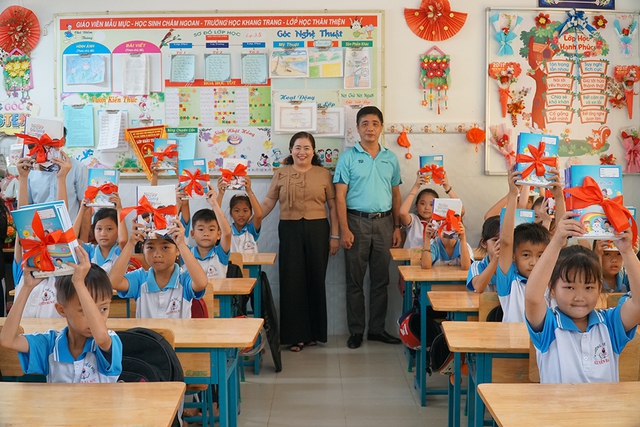 B&aacute;o Thanh Ni&ecirc;n trao tặng 3 căn Nh&agrave; Nh&acirc;n &Aacute;i ở Đồng Nai - Ảnh 3.