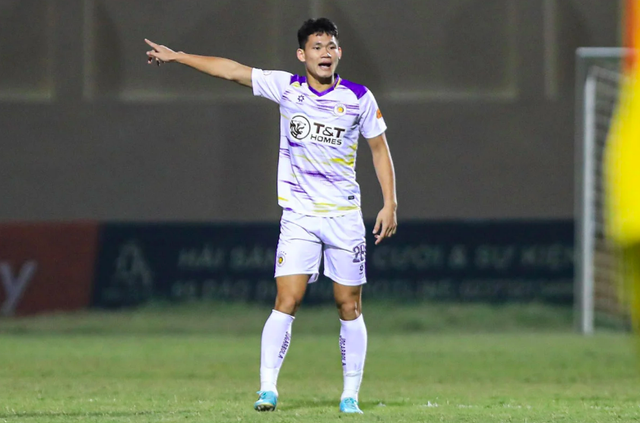 Thầy Kim ph&aacute; vỡ nhẹ kết cấu nh&acirc;n sự, U.23 Việt Nam như &lsquo;hổ mọc th&ecirc;m c&aacute;nh&rsquo;?
- Ảnh 1.