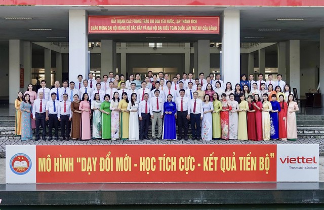 Trường Ch&iacute;nh trị TP.Cần Thơ đ&oacute;n bằng c&ocirc;ng nhận đạt chuẩn mức 1 sau s&aacute;p nhập - Ảnh 2.