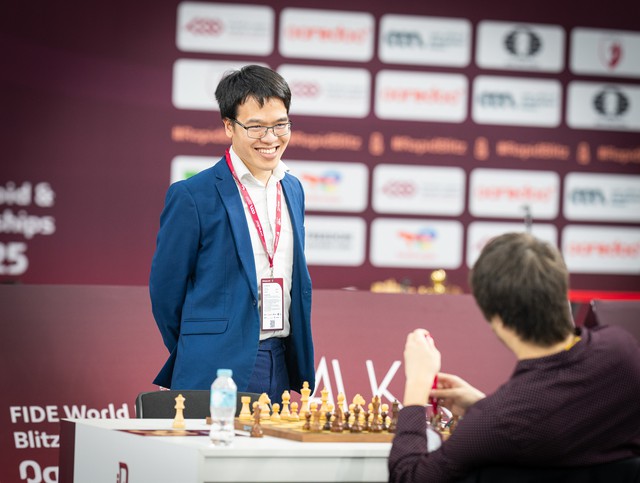 Kỳ thủ L&ecirc; Quang Li&ecirc;m bất bại ở giải cờ vua nhanh, chớp thế giới 2025
- Ảnh 2.