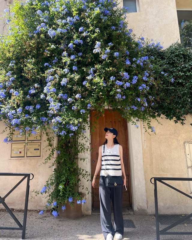 Từ năng động đến nữ tính, mũ lưỡi trai tạo nên dấu ấn riêng- Ảnh 6.