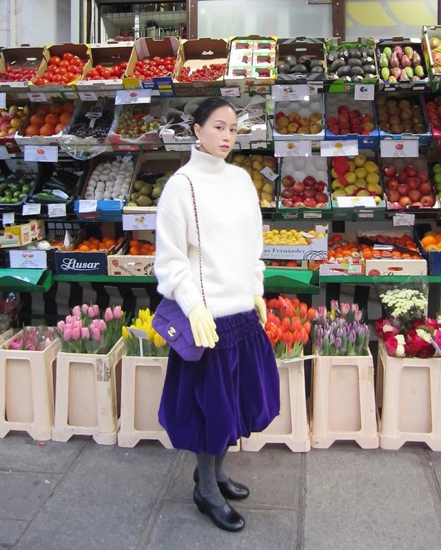 Kiểu chân váy hợp với dáng áo len, diện lúc nào cũng đẹp và ấm - Ảnh 3.