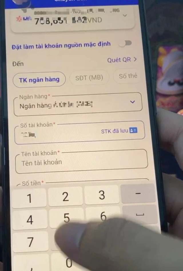 Cảnh giác với chuyện khoe thưởng tết - Ảnh 1.