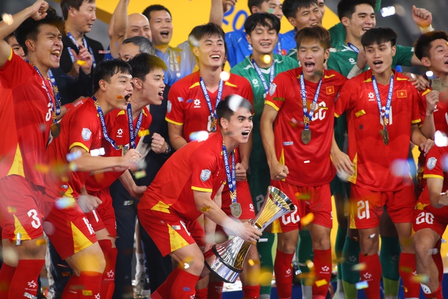 Tại sao cử U.21 Việt Nam dự ASIAD 2026 m&agrave; kh&ocirc;ng phải U.23 Việt Nam, c&acirc;u trả lời l&agrave; đ&acirc;y...- Ảnh 1.