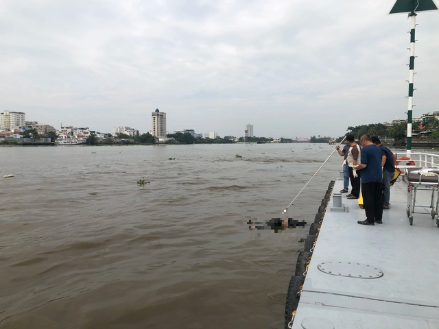 TP.HCM: 5 ng&agrave;y ph&aacute;t hiện 3 thi thể người tr&ecirc;n s&ocirc;ng S&agrave;i G&ograve;n - Ảnh 1.