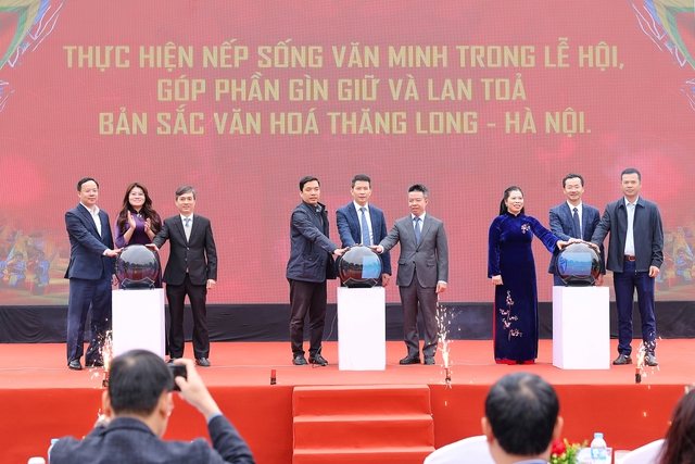 H&agrave; Nội hưởng ứng thực hiện 'x&acirc;y dựng m&ocirc;i trường văn h&oacute;a trong lễ hội truyền thống'- Ảnh 2.