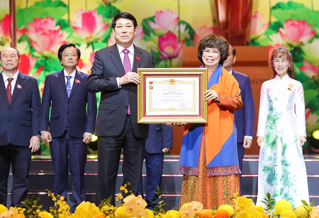 - Ảnh 4. - Ảnh 4.