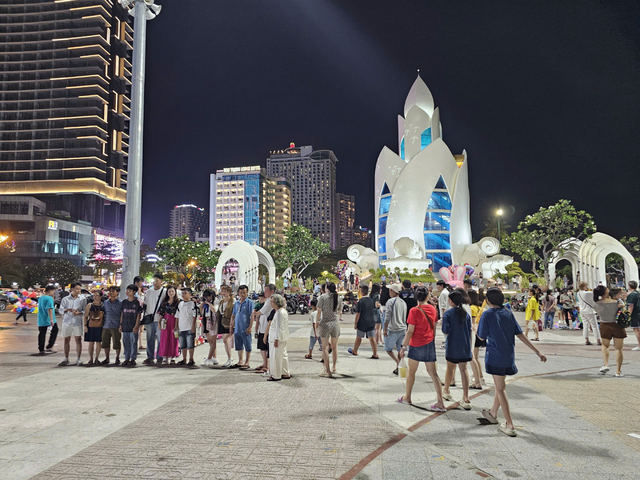 Quy hoạch đ&ocirc; thị Kh&aacute;nh H&ograve;a: Đột ph&aacute; từ ph&aacute;t triển kinh tế đ&ecirc;m

- Ảnh 2.