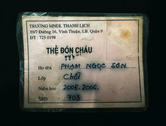 Chiếc v&iacute; của cha v&agrave; kỷ vật x&uacute;c động khiến ch&agrave;ng trai ở TP . HCM bật kh&oacute;c - Ảnh 1.