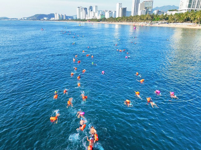 Du lịch Kh&aacute;nh H&ograve;a thắng đậm năm 2025 nhờ nhiều sự kiện nổi bật- Ảnh 5.